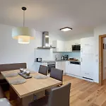 Alpin Residenzen Panoramabahn By Alpina-holiday Apartment Hollersbach im Pinzgau