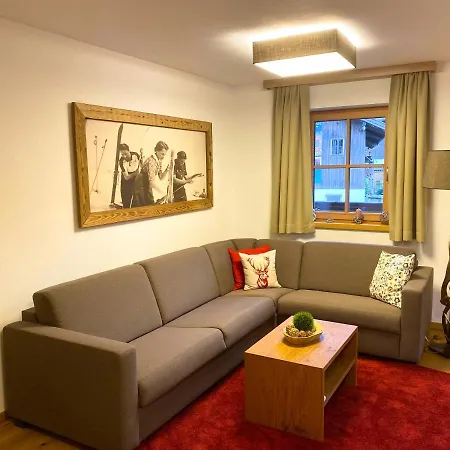 Alpin Residenzen Panoramabahn By Alpina-holiday *