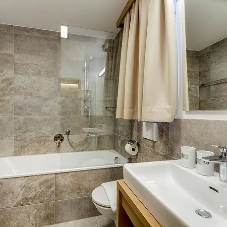 Alpin Residenzen Panoramabahn By Alpina-holiday *