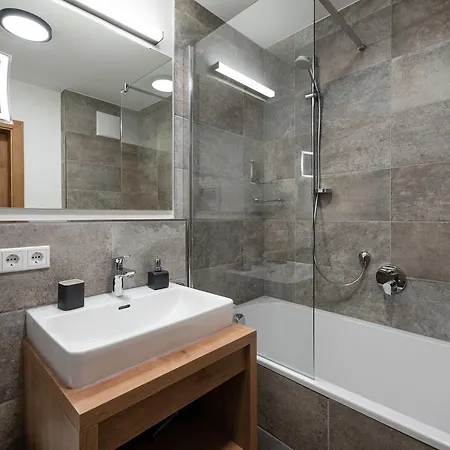 Alpin Residenzen Panoramabahn By Alpina-holiday * הולרבאך איםפינצגאו