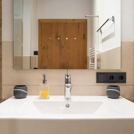 Apartment Alpin Residenzen Panoramabahn By Alpina-holiday Hollersbach im Pinzgau