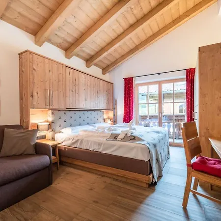 Alpin Residenzen Panoramabahn By Alpina-holiday הולרבאך איםפינצגאו